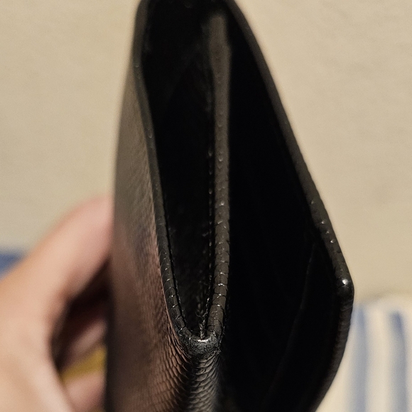 Salvatore Ferragamo Black Wallet with Gold Accent EUC - Picture 3 of 9